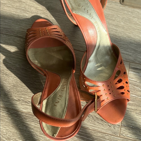 Giani Bini high heels sandals perfect for all occasions - Picture 3 of 8